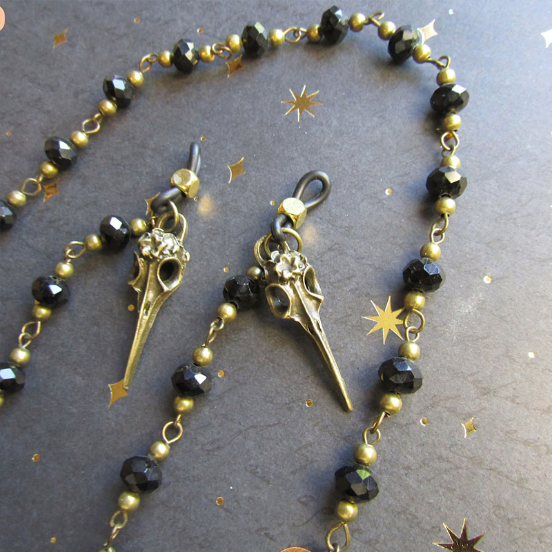 Gothic Ornate Raven Statement  - Sunglass Retainer Cord ulasan dan harga