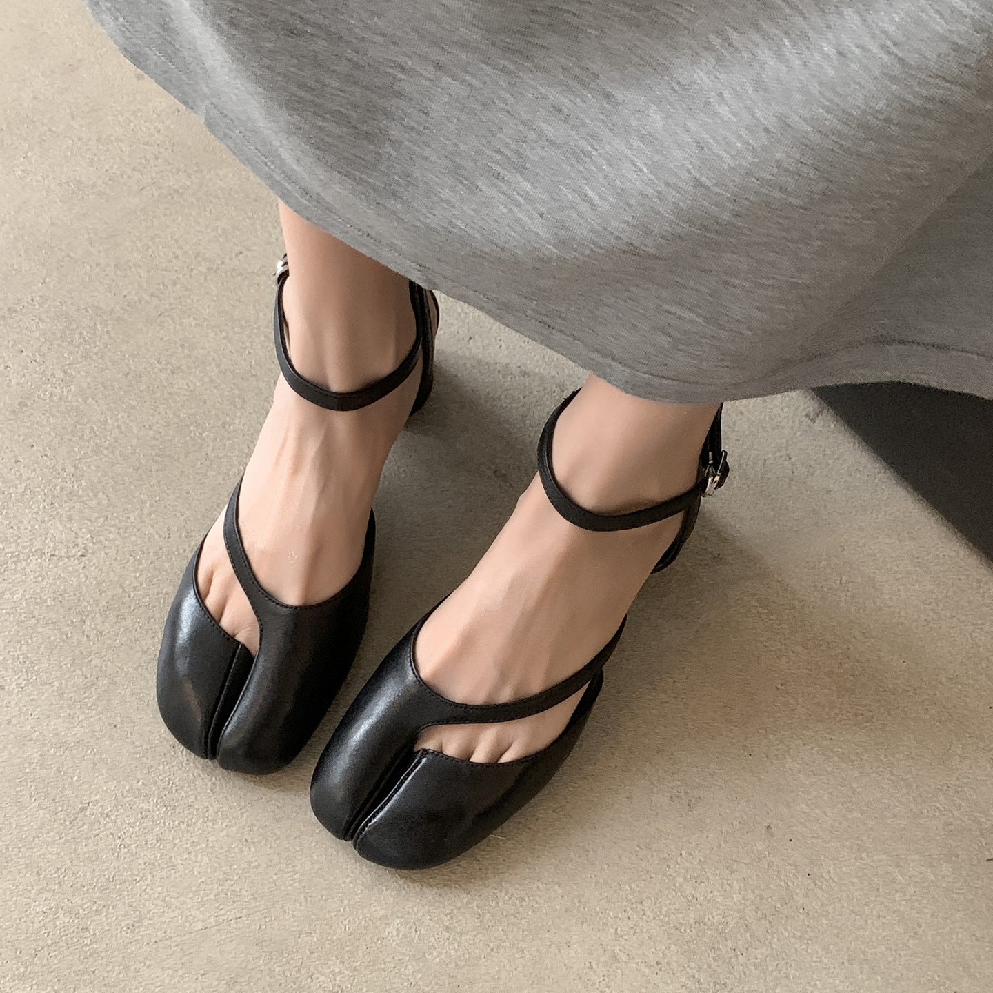 Dilalula 2026 Natural Leather  - Casual Sandal Leather ulasan dan harga